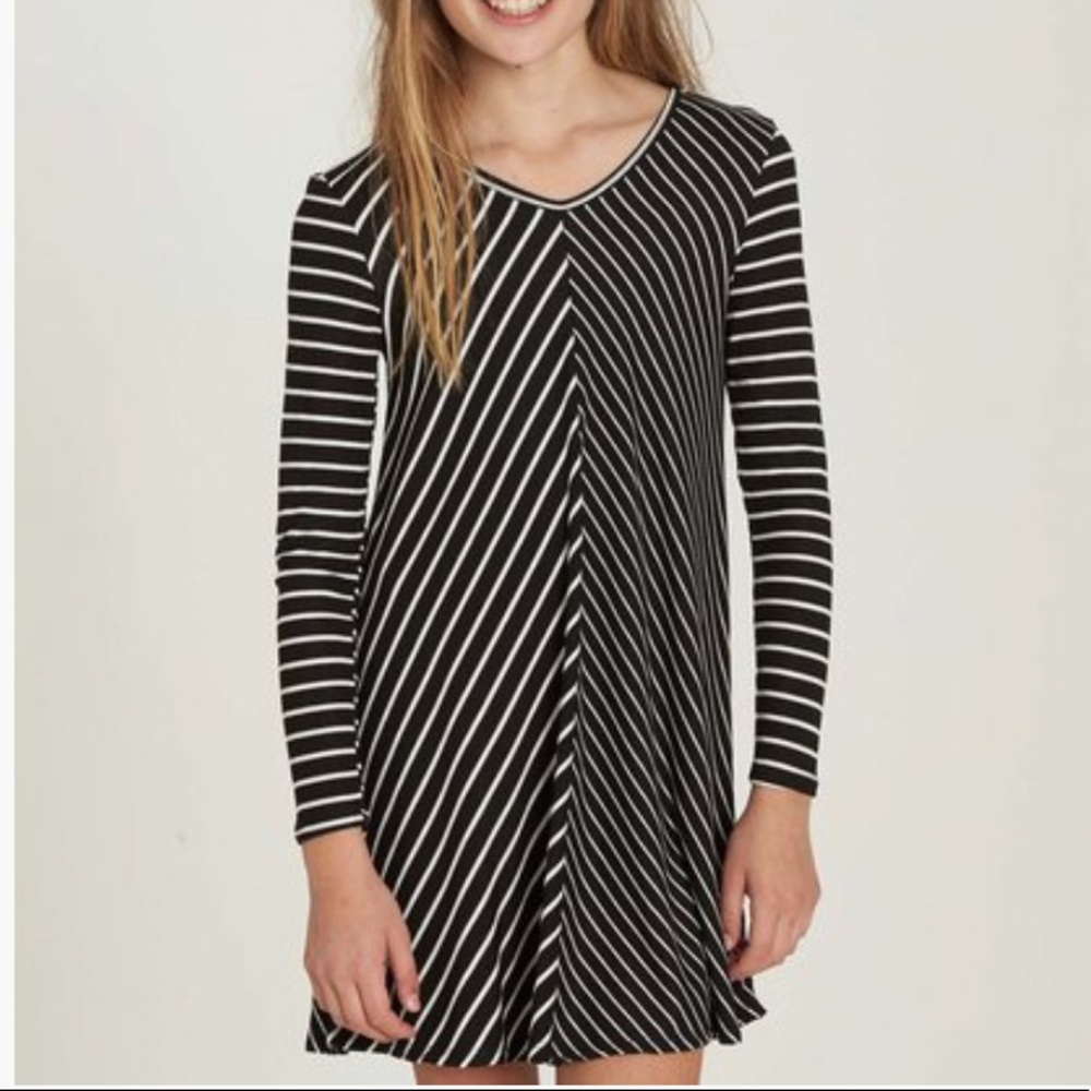 Billabong Girl’s Just Because Dress Size Medium Long Sleeve Striped
